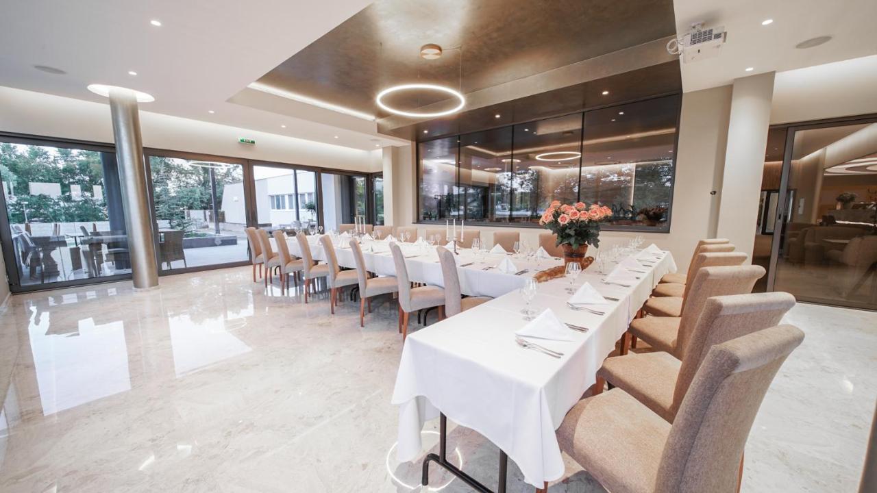 MÁJ Hotel Medical Wellness Piest'any Esterno foto