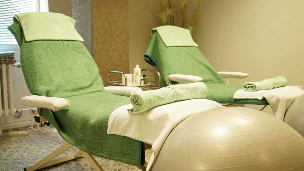 MÁJ Hotel Medical Wellness Piest'any Esterno foto
